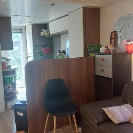 Cosi Mobilhome Lyon 메이쥬